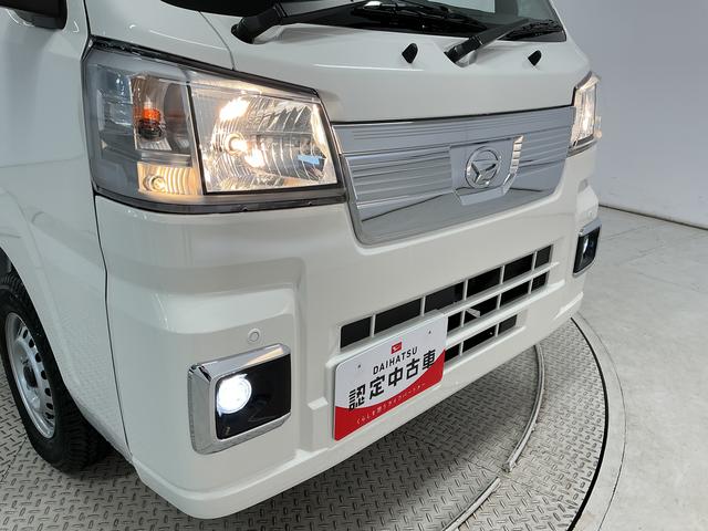 ハイゼットトラックＥＸＴ　４ＷＤ　前後コーナーセンサー　センターデフロック１年保証　４ＷＤ　前後コーナーセンサー　センターデフロック　ＣＶＴ　荷台作業灯　３方開　オートハイビーム　プッシュスタート　オートライト　電動格納ドアミラー　横滑り防止装置　ヘッドライトレベライザー（兵庫県）の中古車