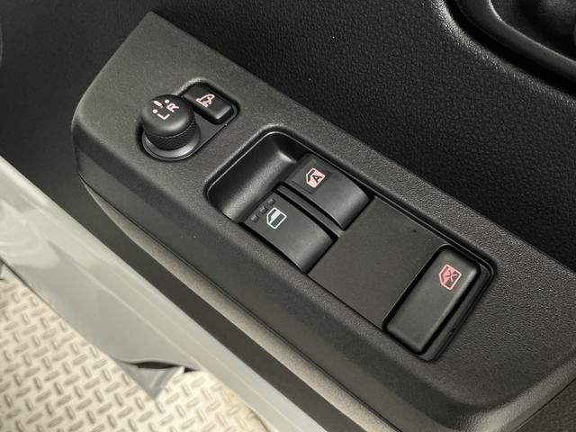 ハイゼットトラックＥＸＴ　４ＷＤ　前後コーナーセンサー　センターデフロック１年保証　４ＷＤ　前後コーナーセンサー　センターデフロック　ＣＶＴ　荷台作業灯　３方開　オートハイビーム　プッシュスタート　オートライト　電動格納ドアミラー　横滑り防止装置　ヘッドライトレベライザー（兵庫県）の中古車