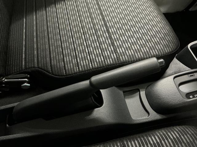 ハイゼットトラックＥＸＴ　４ＷＤ　前後コーナーセンサー　センターデフロック１年保証　４ＷＤ　前後コーナーセンサー　センターデフロック　ＣＶＴ　荷台作業灯　３方開　オートハイビーム　プッシュスタート　オートライト　電動格納ドアミラー　横滑り防止装置　ヘッドライトレベライザー（兵庫県）の中古車