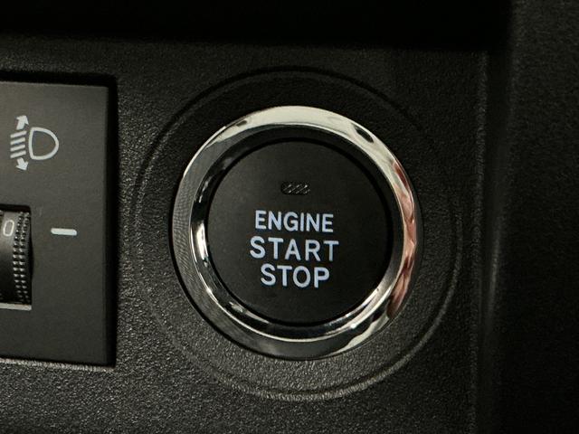 ハイゼットトラックＥＸＴ　４ＷＤ　前後コーナーセンサー　センターデフロック１年保証　４ＷＤ　前後コーナーセンサー　センターデフロック　ＣＶＴ　荷台作業灯　３方開　オートハイビーム　プッシュスタート　オートライト　電動格納ドアミラー　横滑り防止装置　ヘッドライトレベライザー（兵庫県）の中古車