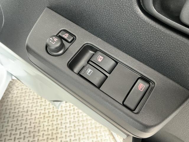 ハイゼットトラックＥＸＴ　４ＷＤ　ＣＶＴ　前後コーナーセンサー　荷台作業灯走行無制限１年保証　前後コーナーセンサー　４ＷＤ　ＣＶＴ車　３方開　荷台作業灯　オートハイビーム　アイドリングストップ　プッシュスタート　横滑り防止装置　オートライト　デフロック　スペアタイヤ（兵庫県）の中古車