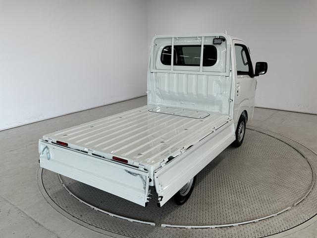 ハイゼットトラックＥＸＴ　４ＷＤ　ＣＶＴ　前後コーナーセンサー　荷台作業灯走行無制限１年保証　前後コーナーセンサー　４ＷＤ　ＣＶＴ車　３方開　荷台作業灯　オートハイビーム　アイドリングストップ　プッシュスタート　横滑り防止装置　オートライト　デフロック　スペアタイヤ（兵庫県）の中古車