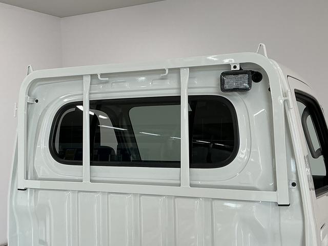 ハイゼットトラックＥＸＴ　４ＷＤ　ＣＶＴ　前後コーナーセンサー　荷台作業灯走行無制限１年保証　前後コーナーセンサー　４ＷＤ　ＣＶＴ車　３方開　荷台作業灯　オートハイビーム　アイドリングストップ　プッシュスタート　横滑り防止装置　オートライト　デフロック　スペアタイヤ（兵庫県）の中古車