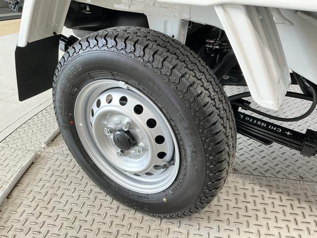 ハイゼットトラックＥＸＴ　４ＷＤ　ＣＶＴ　前後コーナーセンサー　荷台作業灯走行無制限１年保証　前後コーナーセンサー　４ＷＤ　ＣＶＴ車　３方開　荷台作業灯　オートハイビーム　アイドリングストップ　プッシュスタート　横滑り防止装置　オートライト　デフロック　スペアタイヤ（兵庫県）の中古車