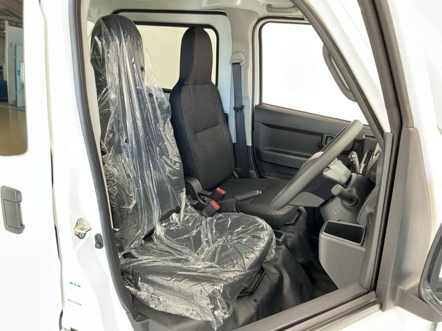 ハイゼットカーゴDX 3モード電子制御式4WD CVT キーレスエントリー走行無制限1年保証 前後コーナーセンサー 3モード電子制御式4WD CVT車 オートハイビーム アイドリングストップ キーレスエントリー 横滑り防止装置 オートライト ヘッドライトレベライザー(兵庫県)の中古車