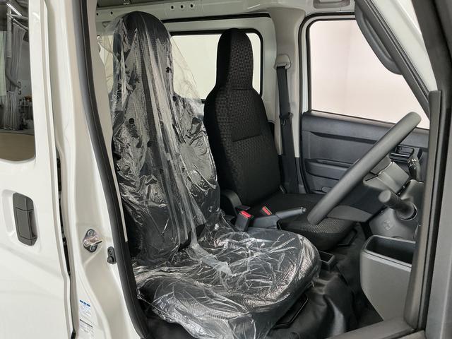 ハイゼットカーゴＤＸ　４ＷＤ　ＣＶＴ　前後コーナーセンサー　両側スライドドア走行無制限１年保証　前後コーナーセンサー　４ＷＤ　ＣＶＴ車　オートハイビーム　アイドリングストップ　横滑り防止装置　オートライト　ヘッドライトレベライザー　ラジオ　マニュアルエアコン　両側スライドドア（兵庫県）の中古車