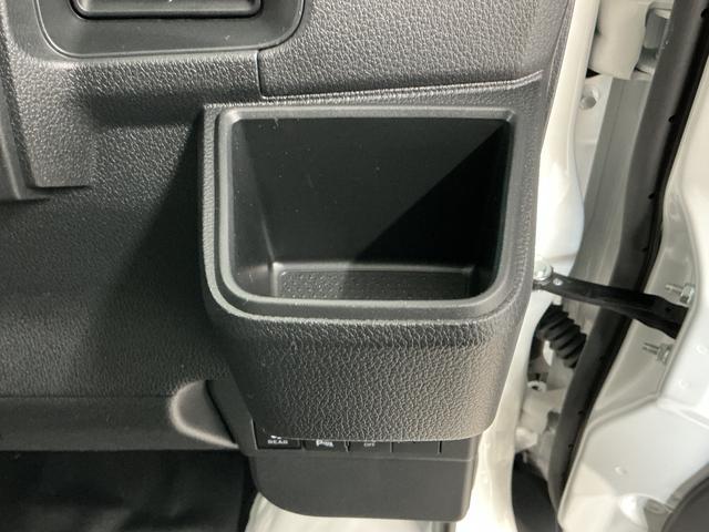 ハイゼットカーゴＤＸ　４ＷＤ　ＣＶＴ　前後コーナーセンサー　両側スライドドア走行無制限１年保証　前後コーナーセンサー　４ＷＤ　ＣＶＴ車　オートハイビーム　アイドリングストップ　横滑り防止装置　オートライト　ヘッドライトレベライザー　ラジオ　マニュアルエアコン　両側スライドドア（兵庫県）の中古車