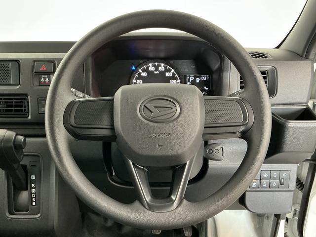 ハイゼットカーゴＤＸ　４ＷＤ　ＣＶＴ　前後コーナーセンサー　両側スライドドア走行無制限１年保証　前後コーナーセンサー　４ＷＤ　ＣＶＴ車　オートハイビーム　アイドリングストップ　横滑り防止装置　オートライト　ヘッドライトレベライザー　ラジオ　マニュアルエアコン　両側スライドドア（兵庫県）の中古車