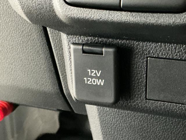 ハイゼットカーゴＤＸ　４ＷＤ　ＣＶＴ　前後コーナーセンサー　両側スライドドア走行無制限１年保証　前後コーナーセンサー　４ＷＤ　ＣＶＴ車　オートハイビーム　アイドリングストップ　横滑り防止装置　オートライト　ヘッドライトレベライザー　ラジオ　マニュアルエアコン　両側スライドドア（兵庫県）の中古車