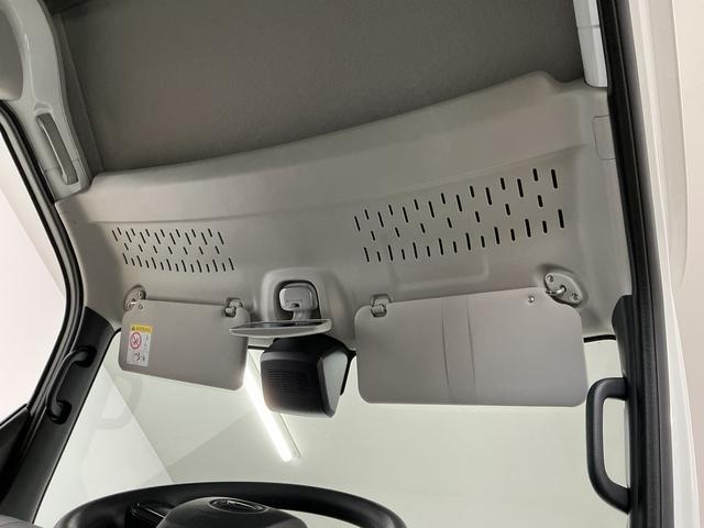 ハイゼットカーゴＤＸ　４ＷＤ　ＣＶＴ　前後コーナーセンサー　両側スライドドア走行無制限１年保証　前後コーナーセンサー　４ＷＤ　ＣＶＴ車　オートハイビーム　アイドリングストップ　横滑り防止装置　オートライト　ヘッドライトレベライザー　ラジオ　マニュアルエアコン　両側スライドドア（兵庫県）の中古車