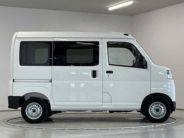 ハイゼットカーゴDX 3モード4WD CVT 前後コーナーセンサー キーレス走行無制限1年保証 前後コーナーセンサー 3モード電子制御式4WD CVT車 オートハイビーム アイドリングストップ キーレスエントリー 横滑り防止装置 オートライト ヘッドライトレベライザー(兵庫県)の中古車