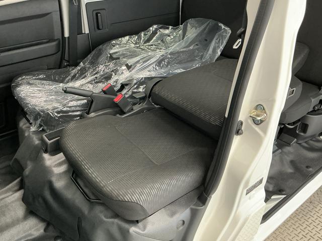 ハイゼットカーゴDX 3モード4WD CVT 前後コーナーセンサー キーレス走行無制限1年保証 前後コーナーセンサー 3モード電子制御式4WD CVT車 オートハイビーム アイドリングストップ キーレスエントリー 横滑り防止装置 オートライト ヘッドライトレベライザー(兵庫県)の中古車