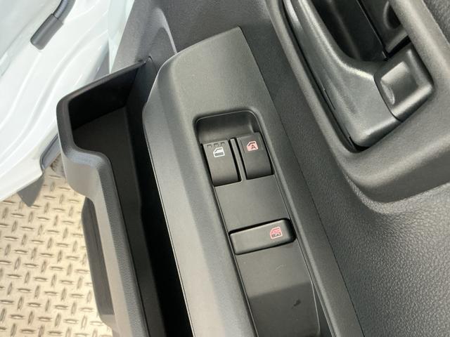ハイゼットカーゴDX 3モード4WD CVT 前後コーナーセンサー キーレス走行無制限1年保証 前後コーナーセンサー 3モード電子制御式4WD CVT車 オートハイビーム アイドリングストップ キーレスエントリー 横滑り防止装置 オートライト ヘッドライトレベライザー(兵庫県)の中古車