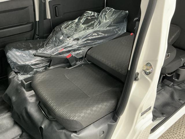 ハイゼットカーゴDX 4WD CVT 前後コーナーセンサー 両側スライドドア走行無制限1年保証 前後コーナーセンサー 4WD CVT車 オートハイビーム アイドリングストップ キーレスエントリー 横滑り防止装置 オートライト ヘッドライトレベライザー 両側スライドドア(兵庫県)の中古車