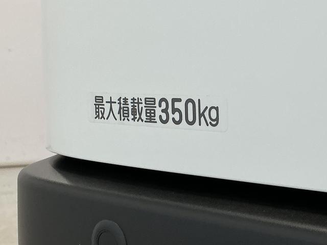 ハイゼットカーゴDX 3モード電子制御式4WD CVT キーレスエントリー走行無制限1年保証 前後コーナーセンサー 3モード電子制御式4WD CVT車 オートハイビーム アイドリングストップ キーレスエントリー 横滑り防止装置 オートライト ヘッドライトレベライザー(兵庫県)の中古車