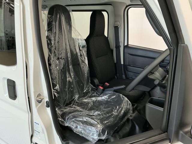 ハイゼットカーゴDX 3モード電子制御式4WD CVT キーレスエントリー走行無制限1年保証 前後コーナーセンサー 3モード電子制御式4WD CVT車 オートハイビーム アイドリングストップ キーレスエントリー 横滑り防止装置 オートライト ヘッドライトレベライザー(兵庫県)の中古車