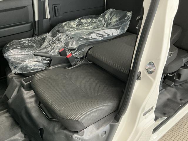 ハイゼットカーゴDX 3モード電子制御式4WD CVT キーレスエントリー走行無制限1年保証 前後コーナーセンサー 3モード電子制御式4WD CVT車 オートハイビーム アイドリングストップ キーレスエントリー 横滑り防止装置 オートライト ヘッドライトレベライザー(兵庫県)の中古車