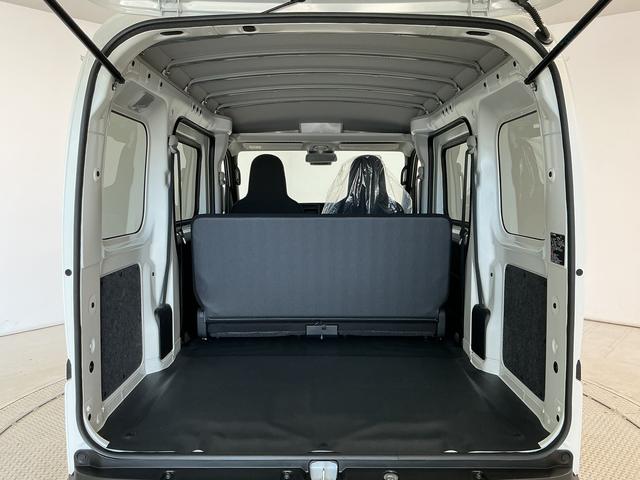 ハイゼットカーゴDX 3モード電子制御式4WD CVT キーレスエントリー走行無制限1年保証 前後コーナーセンサー 3モード電子制御式4WD CVT車 オートハイビーム アイドリングストップ キーレスエントリー 横滑り防止装置 オートライト ヘッドライトレベライザー(兵庫県)の中古車