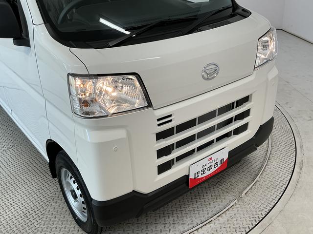 ハイゼットカーゴDX 3モード4WD CVT 前後コーナーセンサー キーレス走行無制限1年保証 前後コーナーセンサー 3モード電子制御式4WD CVT車 オートハイビーム アイドリングストップ キーレスエントリー 横滑り防止装置 オートライト ヘッドライトレベライザー(兵庫県)の中古車