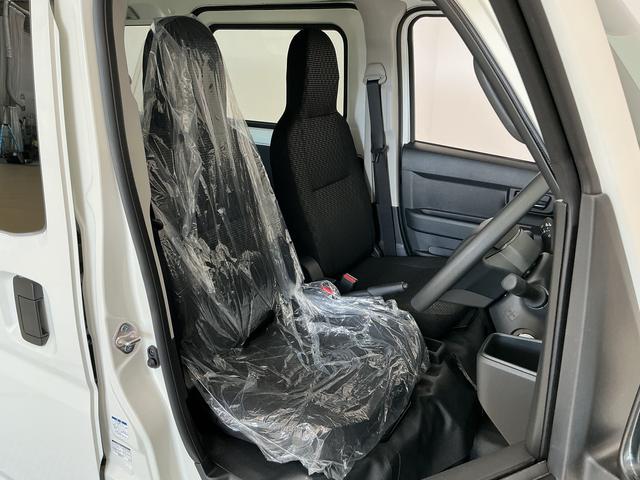 ハイゼットカーゴDX 3モード4WD CVT 前後コーナーセンサー キーレス走行無制限1年保証 前後コーナーセンサー 3モード電子制御式4WD CVT車 オートハイビーム アイドリングストップ キーレスエントリー 横滑り防止装置 オートライト ヘッドライトレベライザー(兵庫県)の中古車