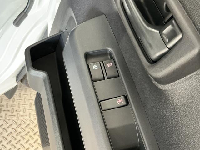 ハイゼットカーゴDX 3モード4WD CVT 前後コーナーセンサー キーレス走行無制限1年保証 前後コーナーセンサー 3モード電子制御式4WD CVT車 オートハイビーム アイドリングストップ キーレスエントリー 横滑り防止装置 オートライト ヘッドライトレベライザー(兵庫県)の中古車