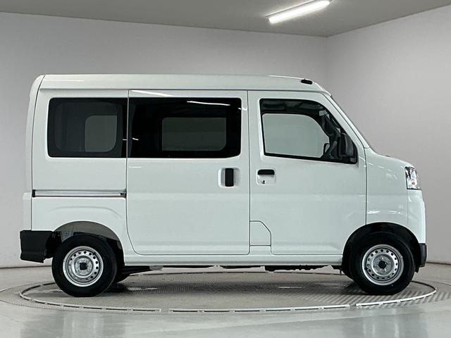 ハイゼットカーゴＤＸ　４ＷＤ　ＣＶＴ　前後コーナーセンサー　両側スライドドア走行無制限１年保証　前後コーナーセンサー　４ＷＤ　ＣＶＴ車　オートハイビーム　アイドリングストップ　キーレスエントリー　横滑り防止装置　オートライト　ヘッドライトレベライザー　両側スライドドア（兵庫県）の中古車