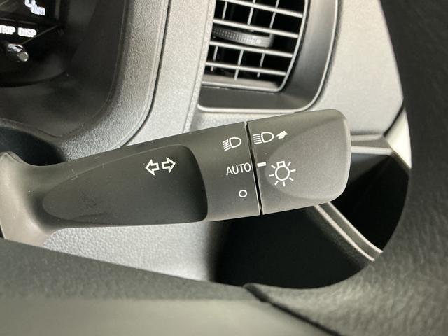 ハイゼットカーゴＤＸ　４ＷＤ　ＣＶＴ　前後コーナーセンサー　両側スライドドア走行無制限１年保証　前後コーナーセンサー　４ＷＤ　ＣＶＴ車　オートハイビーム　アイドリングストップ　キーレスエントリー　横滑り防止装置　オートライト　ヘッドライトレベライザー　両側スライドドア（兵庫県）の中古車