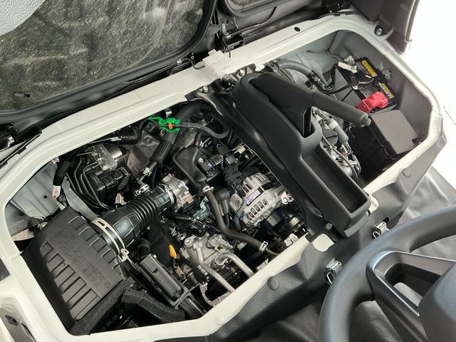 ハイゼットカーゴスペシャル　ワンオーナー　切替式４ＷＤ　前後コーナーセンサー１年保証　ワンオーナー　コーナーセンサー　ＣＶＴ車　切替式４ＷＤ　オートハイビーム　ラジオデッキ　横滑り防止装置　アイドリングストップ　オートライト　ヘッドライトレベライザー　マニュアルエアコン（兵庫県）の中古車