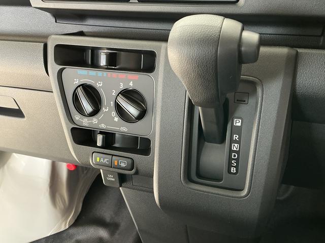 ハイゼットカーゴスペシャル　ワンオーナー　切替式４ＷＤ　前後コーナーセンサー１年保証　ワンオーナー　コーナーセンサー　ＣＶＴ車　切替式４ＷＤ　オートハイビーム　ラジオデッキ　横滑り防止装置　アイドリングストップ　オートライト　ヘッドライトレベライザー　マニュアルエアコン（兵庫県）の中古車