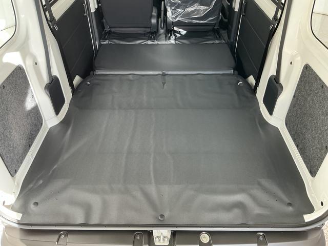 ハイゼットカーゴスペシャル　ワンオーナー　切替式４ＷＤ　前後コーナーセンサー１年保証　ワンオーナー　コーナーセンサー　ＣＶＴ車　切替式４ＷＤ　オートハイビーム　ラジオデッキ　横滑り防止装置　アイドリングストップ　オートライト　ヘッドライトレベライザー　マニュアルエアコン（兵庫県）の中古車