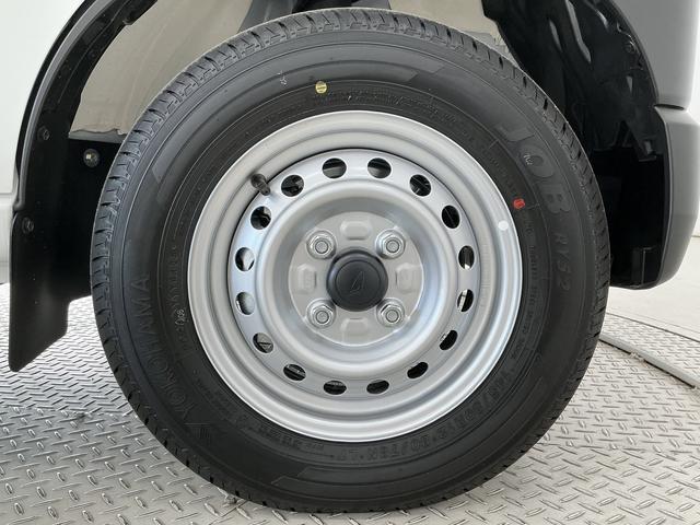 ハイゼットカーゴスペシャル　ワンオーナー　切替式４ＷＤ　前後コーナーセンサー１年保証　ワンオーナー　コーナーセンサー　ＣＶＴ車　切替式４ＷＤ　オートハイビーム　ラジオデッキ　横滑り防止装置　アイドリングストップ　オートライト　ヘッドライトレベライザー　マニュアルエアコン（兵庫県）の中古車