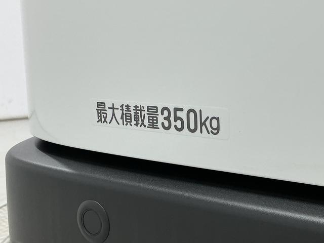 ハイゼットカーゴDX CVT車 前後コーナーセンサー キーレスエントリー走行無制限1年保証 前後コーナーセンサー CVT車 オートハイビーム アイドリングストップ キーレスエントリー 横滑り防止装置 ヘッドライトレベライザー パワーウィンドウ ラジオ スマートアシスト(兵庫県)の中古車