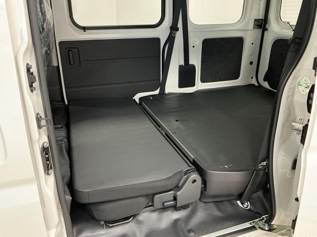 ハイゼットカーゴDX CVT車 前後コーナーセンサー キーレスエントリー走行無制限1年保証 前後コーナーセンサー CVT車 オートハイビーム アイドリングストップ キーレスエントリー 横滑り防止装置 ヘッドライトレベライザー パワーウィンドウ ラジオ スマートアシスト(兵庫県)の中古車