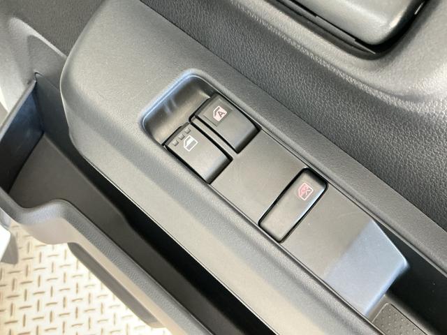 ハイゼットカーゴＤＸ　ＣＶＴ　前後コーナーセンサー　ラジオ　両側スライドドア走行無制限１年保証　前後コーナーセンサー　ＣＶＴ車　オートハイビーム　アイドリングストップ　キーレスエントリー　横滑り防止装置　ヘッドライトレベライザー　パワーウィンドウ　ラジオ　スマートアシスト（兵庫県）の中古車