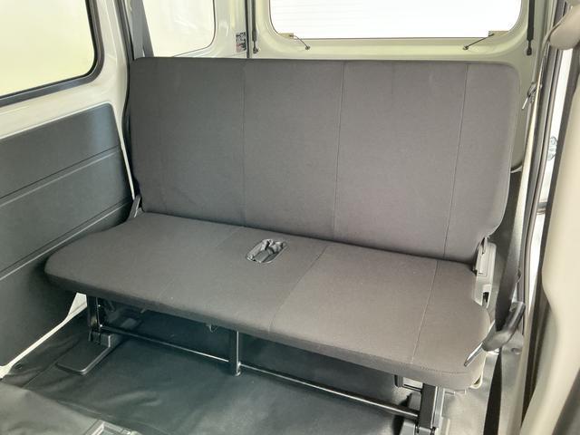 ハイゼットカーゴＤＸ　ＣＶＴ　前後コーナーセンサー　ラジオ　両側スライドドア走行無制限１年保証　前後コーナーセンサー　ＣＶＴ車　オートハイビーム　アイドリングストップ　キーレスエントリー　横滑り防止装置　ヘッドライトレベライザー　パワーウィンドウ　ラジオ　スマートアシスト（兵庫県）の中古車