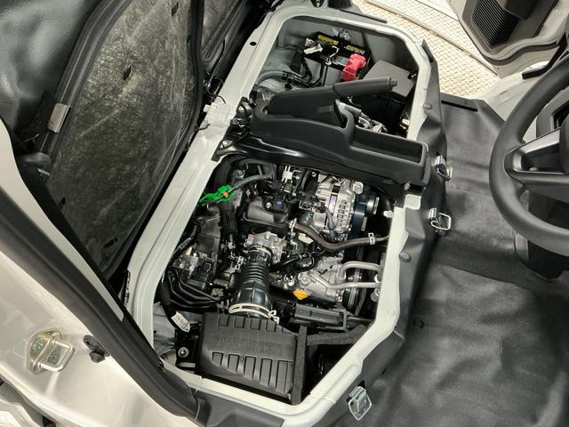 ハイゼットカーゴＤＸ　ＣＶＴ　前後コーナーセンサー　ラジオ　両側スライドドア走行無制限１年保証　前後コーナーセンサー　ＣＶＴ車　オートハイビーム　アイドリングストップ　キーレスエントリー　横滑り防止装置　オートライト　ヘッドライトレベライザー　ラジオ　両側スライドドア（兵庫県）の中古車