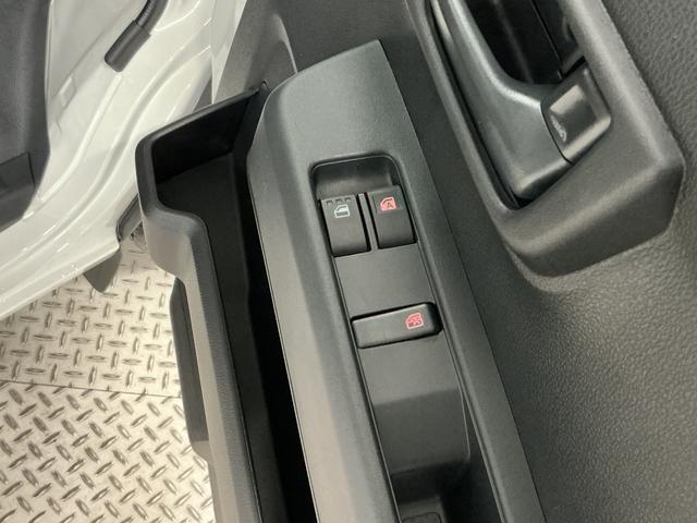 ハイゼットカーゴＤＸ　ＣＶＴ　前後コーナーセンサー　ラジオ　両側スライドドア走行無制限１年保証　前後コーナーセンサー　ＣＶＴ車　オートハイビーム　アイドリングストップ　キーレスエントリー　横滑り防止装置　オートライト　ヘッドライトレベライザー　ラジオ　両側スライドドア（兵庫県）の中古車