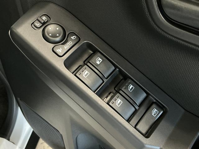 タフトＸ　９インチディスプレイオーディオ　バックカメラ　ＵＳＢ接続１年保証　９インチディスプレイオーディオ　バックカメラ　前後コーナーセンサー　ＴＶ　ＵＳＢ接続　Ｂｌｕｅｔｏｏｔｈ　オートハイビーム　ＬＥＤヘッドライト　オートブレーキホールド　スカイフィールトップ（兵庫県）の中古車