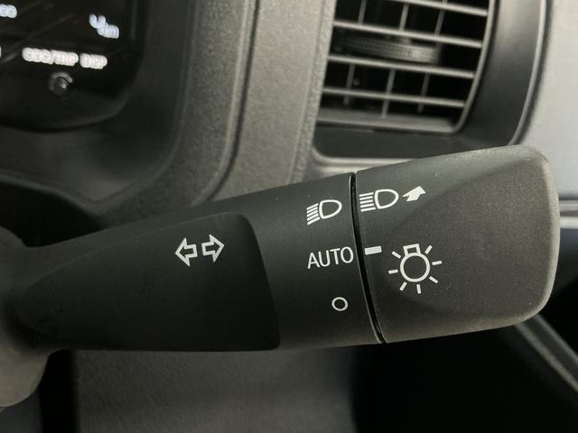 ハイゼットカーゴＤＸ　ＣＶＴ　前後コーナーセンサー　ラジオ　両側スライドドア走行無制限１年保証　前後コーナーセンサー　ＣＶＴ車　オートハイビーム　アイドリングストップ　キーレスエントリー　横滑り防止装置　ヘッドライトレベライザー　パワーウィンドウ　ラジオ　スマートアシスト（兵庫県）の中古車