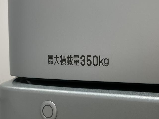 ハイゼットカーゴクルーズターボ　ＣＶＴ車　前後コーナーセンサー　キーレス走行無制限１年保証　前後コーナーセンサー　ＣＶＴ車　オートハイビーム　アイドリングストップ　キーレスエントリー　横滑り防止装置　ヘッドライトレベライザー　電動格納ドアミラー　パワーウィンドウ（兵庫県）の中古車