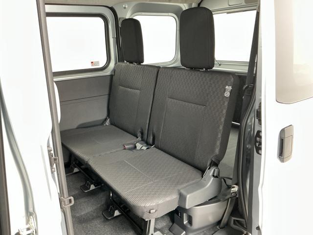 ハイゼットカーゴクルーズターボ　ＣＶＴ車　前後コーナーセンサー　キーレス走行無制限１年保証　前後コーナーセンサー　ＣＶＴ車　オートハイビーム　アイドリングストップ　キーレスエントリー　横滑り防止装置　ヘッドライトレベライザー　電動格納ドアミラー　パワーウィンドウ（兵庫県）の中古車