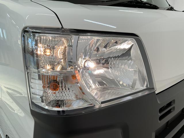 ハイゼットカーゴスペシャル　ＣＶＴ　コーナーセンサー　横滑り防止装置走行無制限１年保証　前後コーナーセンサー　ＣＶＴ車　オートハイビーム　アイドリングストップ　横滑り防止装置　ヘッドライトレベライザー　パワーウィンドウ　ラジオ　スマートアシスト（兵庫県）の中古車