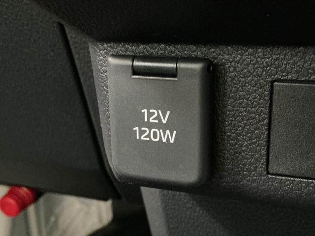 ハイゼットカーゴスペシャル　ＣＶＴ　コーナーセンサー　横滑り防止装置走行無制限１年保証　前後コーナーセンサー　ＣＶＴ車　オートハイビーム　アイドリングストップ　横滑り防止装置　ヘッドライトレベライザー　パワーウィンドウ　ラジオ　スマートアシスト（兵庫県）の中古車