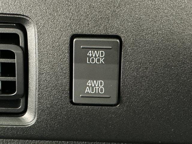 ハイゼットカーゴＤＸ　４ＷＤ　ＣＶＴ　前後コーナーセンサー　両側スライドドア走行無制限１年保証　前後コーナーセンサー　４ＷＤ　ＣＶＴ車　オートハイビーム　アイドリングストップ　キーレスエントリー　横滑り防止装置　オートライト　ヘッドライトレベライザー　両側スライドドア（兵庫県）の中古車