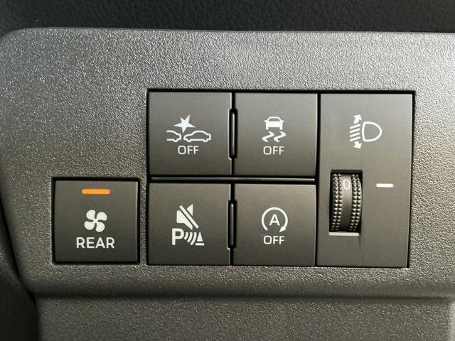 ハイゼットカーゴＤＸ　４ＷＤ　ＣＶＴ　前後コーナーセンサー　両側スライドドア走行無制限１年保証　前後コーナーセンサー　４ＷＤ　ＣＶＴ車　オートハイビーム　アイドリングストップ　キーレスエントリー　横滑り防止装置　オートライト　ヘッドライトレベライザー　両側スライドドア（兵庫県）の中古車