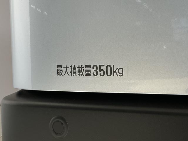 ハイゼットカーゴＤＸ　４ＷＤ　ＣＶＴ　前後コーナーセンサー　両側スライドドア走行無制限１年保証　前後コーナーセンサー　４ＷＤ　ＣＶＴ車　オートハイビーム　アイドリングストップ　キーレスエントリー　横滑り防止装置　オートライト　ヘッドライトレベライザー　両側スライドドア（兵庫県）の中古車