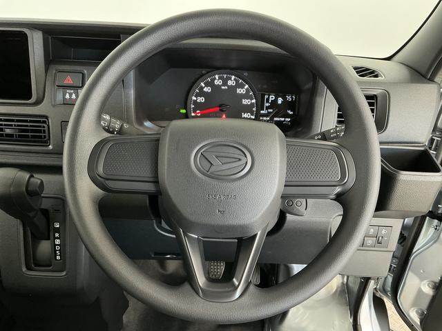 ハイゼットカーゴＤＸ　４ＷＤ　ＣＶＴ　前後コーナーセンサー　両側スライドドア走行無制限１年保証　前後コーナーセンサー　４ＷＤ　ＣＶＴ車　オートハイビーム　アイドリングストップ　キーレスエントリー　横滑り防止装置　オートライト　ヘッドライトレベライザー　両側スライドドア（兵庫県）の中古車