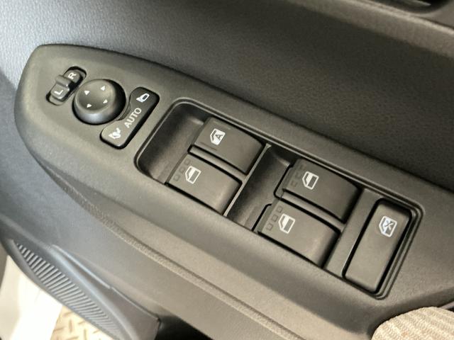 ムーヴＸ　４ＷＤ　片側電動スライドドア　前後コーナーセンサー走行無制限１年保証　片側電動スライドドア　４ＷＤ　前後コーナーセンサー　オートハイビーム　ＬＥＤヘッドライト　横滑り防止装置　スマートキー　オートライト　オートエアコン　電動格納ミラー　ベンチシート（兵庫県）の中古車