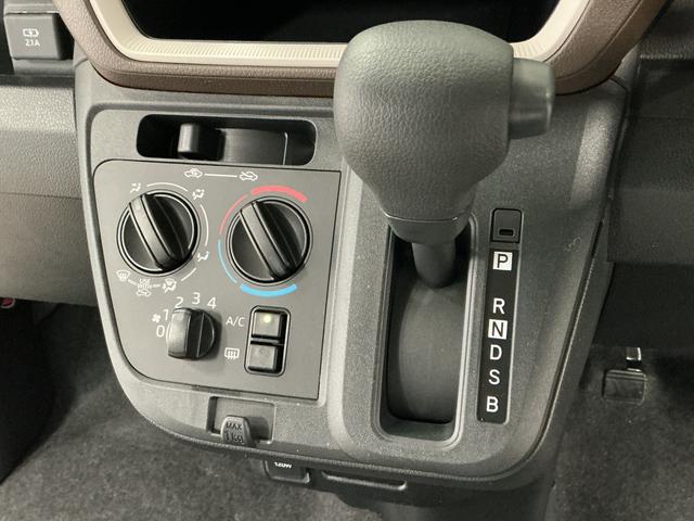 ムーヴL 前後コーナーセンサー LEDヘッドライト キーレス走行無制限1年保証 前後コーナーセンサー オートハイビーム LEDヘッドライト アイドリングストップ キーレスエントリー 横滑り防止装置 オートライト ヘッドライトレベライザー USBチャージャー(兵庫県)の中古車