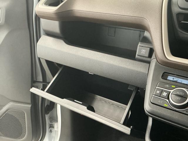 ムーヴX 両側電動スライドドア 前後コーナーセンサー スマートキー走行無制限1年保証 両側電動スライドドア 前後コーナーセンサー オートハイビーム LEDヘッドライト アイドリングストップ プッシュスタート 横滑り防止装置 オートエアコン USBチャージャー(兵庫県)の中古車